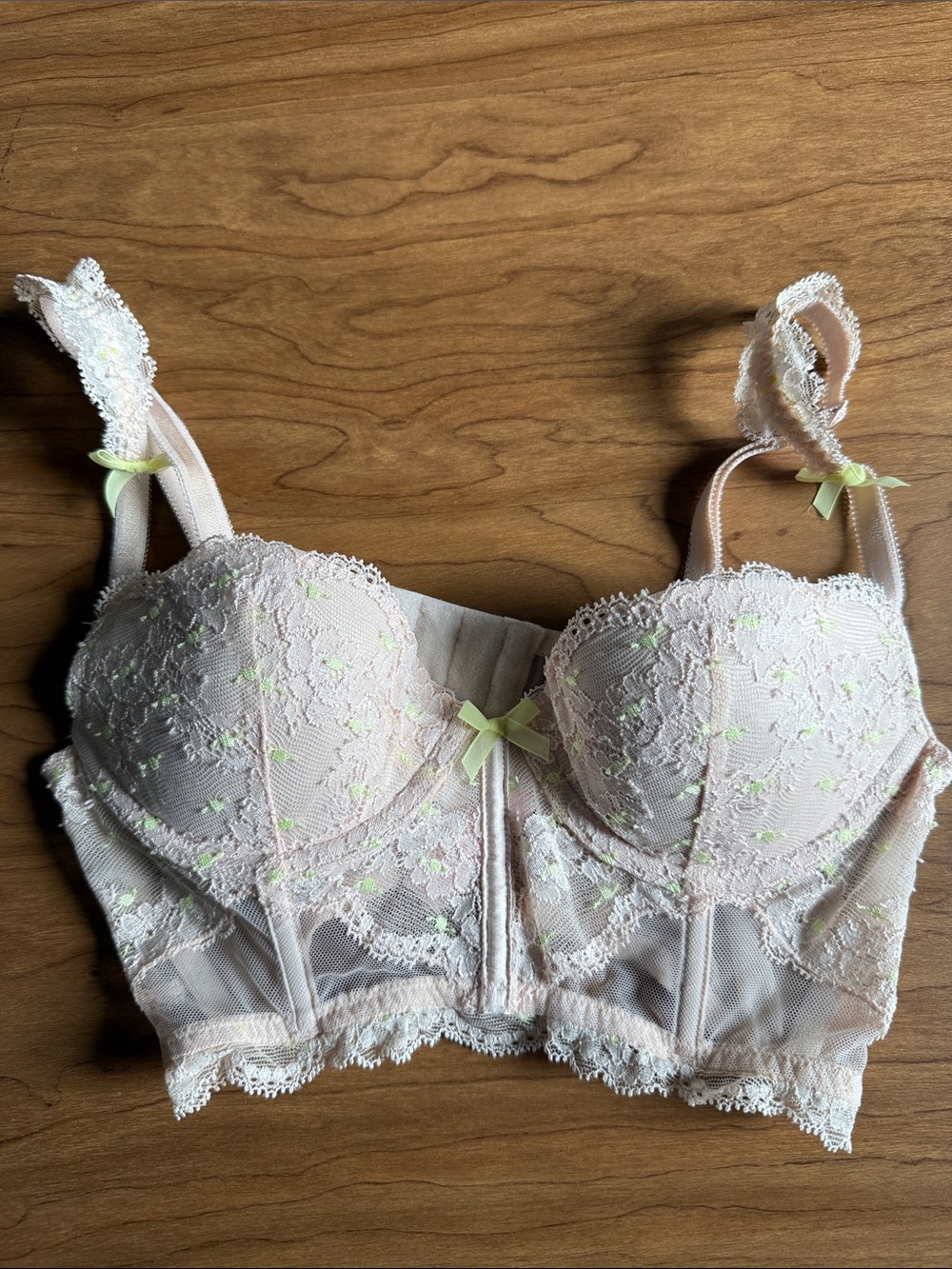 Victoria's Secret Pale Pink Lace Longline Bra with Yellow Accent 32B Coquette